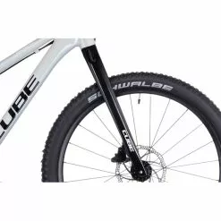 VTT CUBE REACTION 240 PRO 24" Blanc 2023 14 VTT CUBE REACTION 240 PRO 24" Blanc 2023 -France Vélo Soldes 2023 Cube Reaction 240 Pro Kinder grau5B600x6005D 2